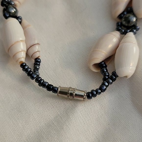 3/$30 Puka Seashell Hematite Woven Beaded Festival Beach Torsade Bracelet - Picture 4 of 7